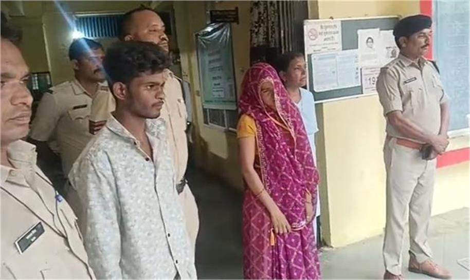 khandwa murder case wife lover arrested
