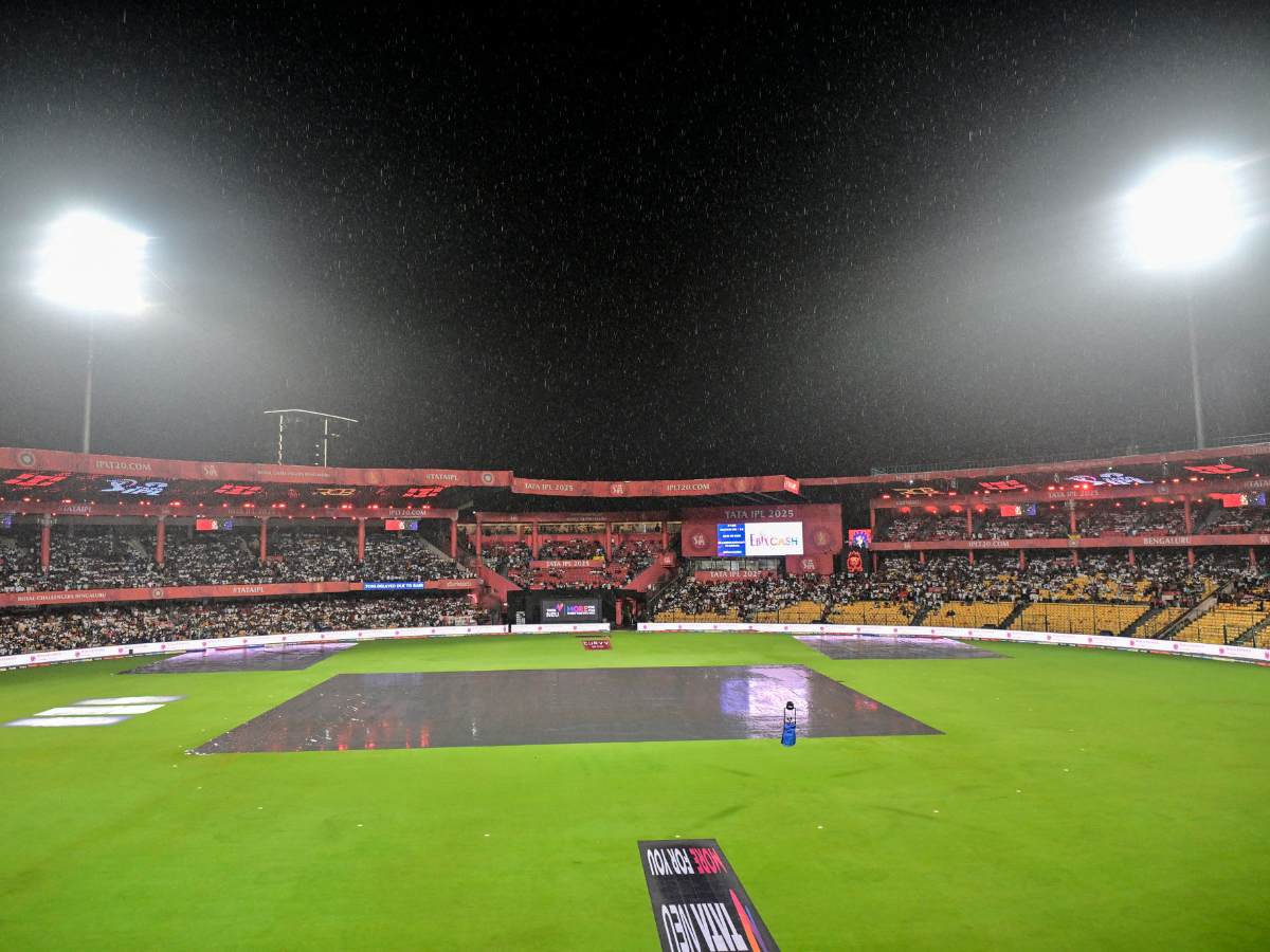 IND vs WI 5th T20I LIVE Updates: Rain Delays Toss In Bengaluru as India vs West Indies Clash Hangs in Balance | Check Latest Weather Update