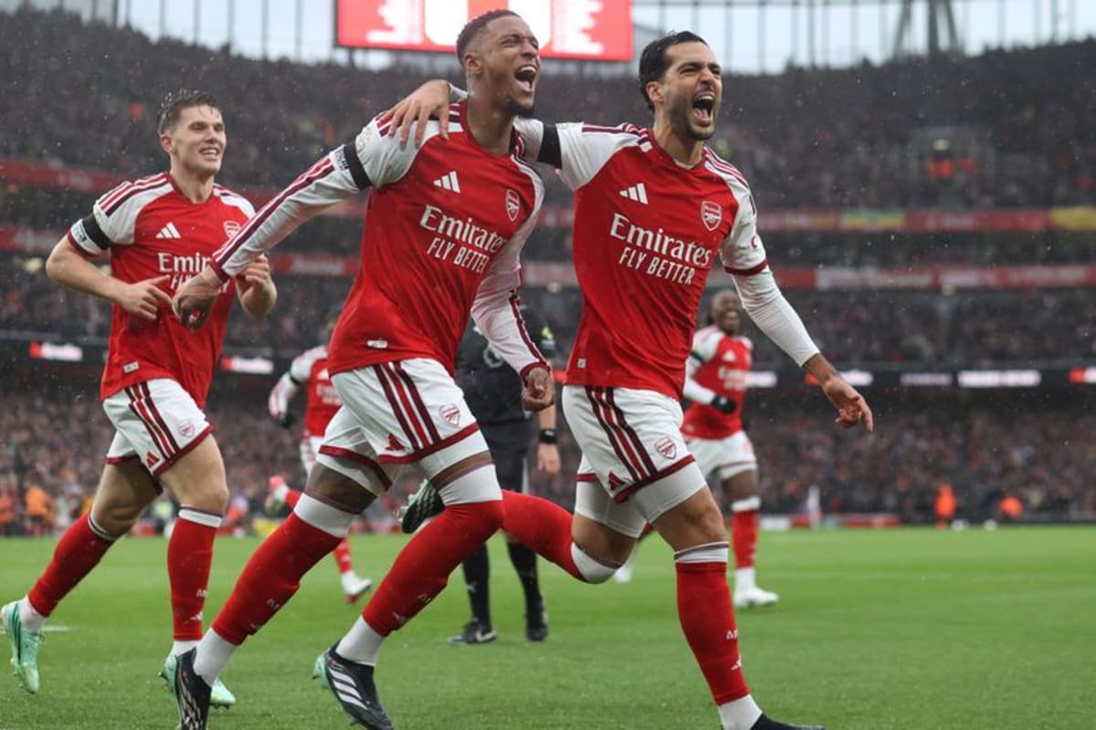 Ezri Konsa was on target as Arsenal took advantage of Manchester City losing to go level on points in the Premier League table