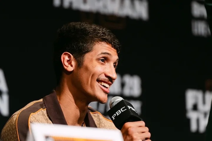 Sebastian Fundora at the final press conference for his pay-per-view fight against Keith Thurman. (March 26, 2026)