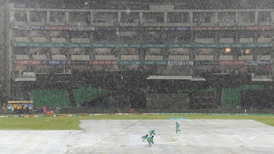 Rain washed out PSL's March 31 game (AFP)