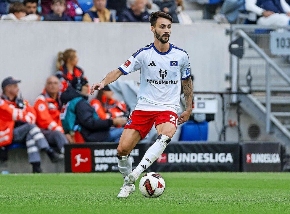 Kann laut Trainer Merlin Polzin ein &#...#8220; für den HSV sein: Fabio Vieira.  | Foto: IMAGO/Grant Hubbs