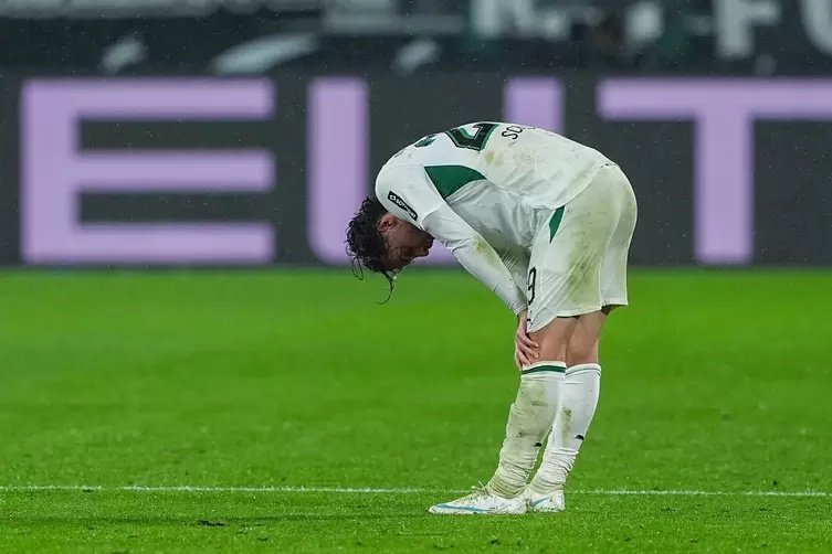 Joe Scally nach dem Spiel gegen die TSG Hoffenheim. Ein Sinnbild für die aktuelle Lage der Borussia.