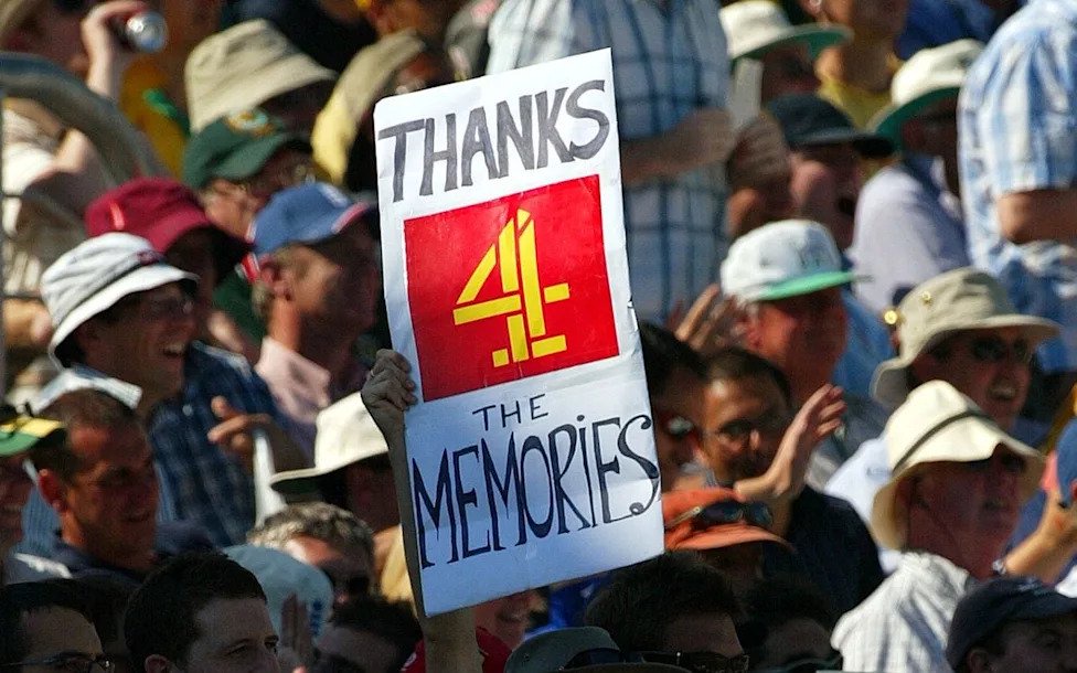 A banner paying tribute to Channel 4 commentator Richie Benaud is raised at The Oval in 2005 as coverage of English cricket moves behind a paywall