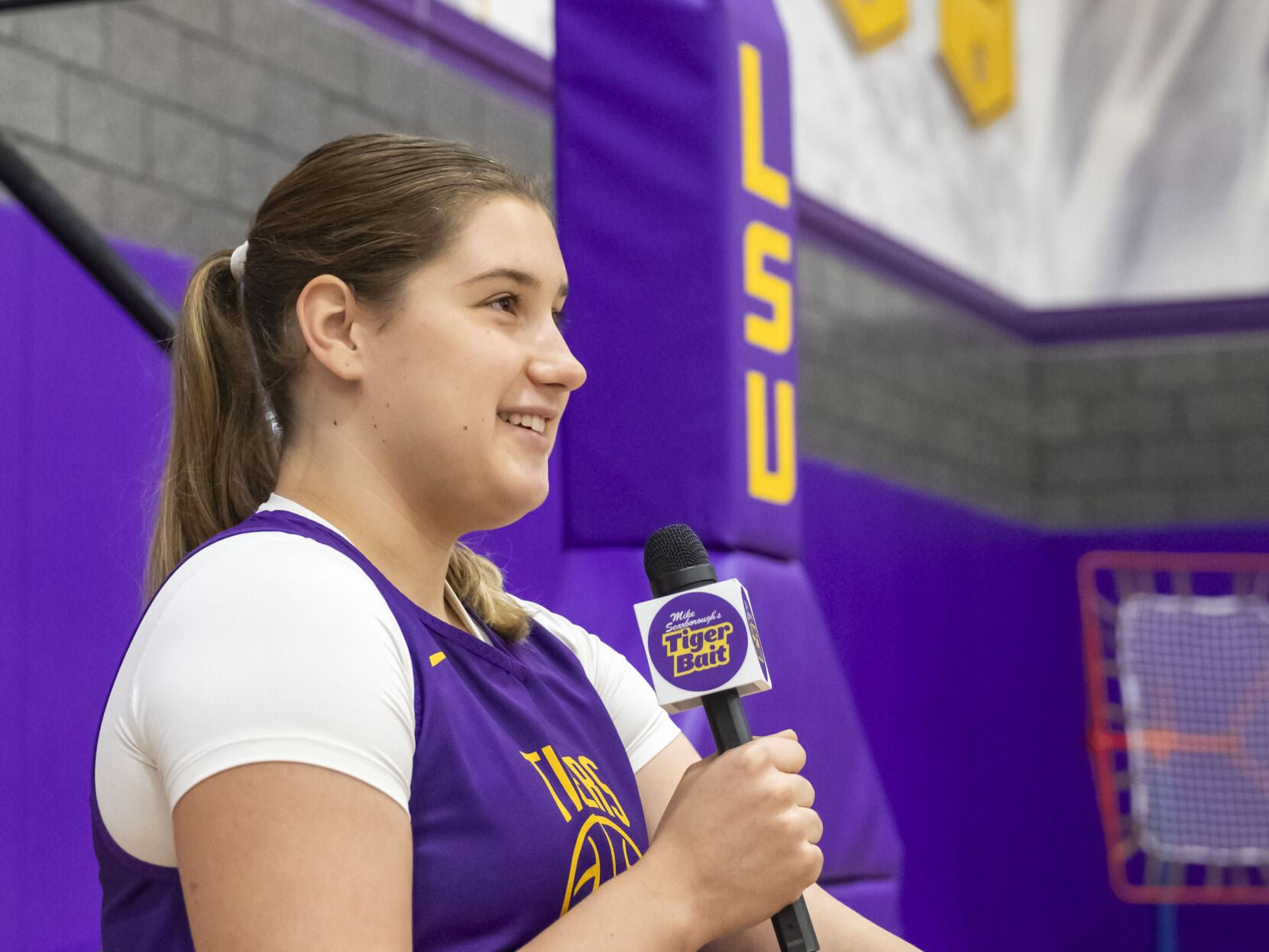 NO.lsuwomen.adv_9229 MJ.JPG