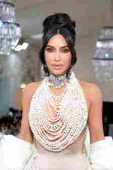 Kim opted for draped pearls by Schiaparelli 
