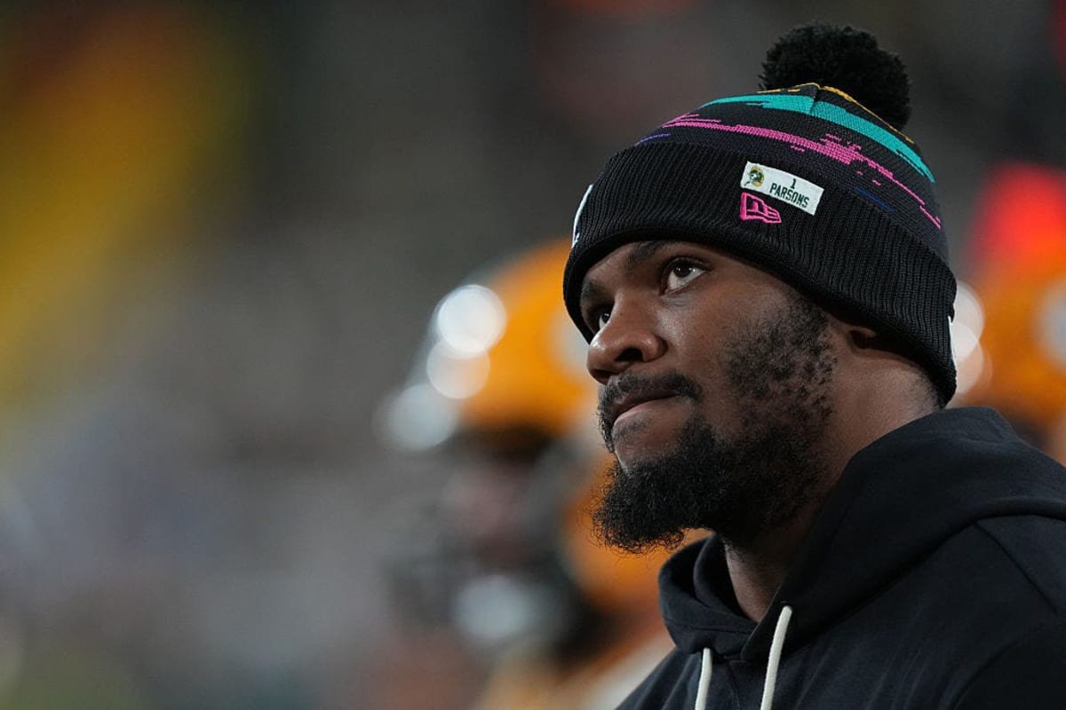 GREEN BAY, WISCONSIN - OCTOBER 18: Micah Parsons #1 of the Green Bay Packers looks on from the sidelines against the Dallas Cowboys during the fourth quarter at Lambeau Field on October 18, 2026 in Green Bay, Wisconsin. (Photo by Patrick McDermott/Getty Images)