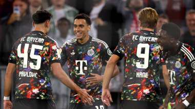 FC Bayern Wiesn Trikot