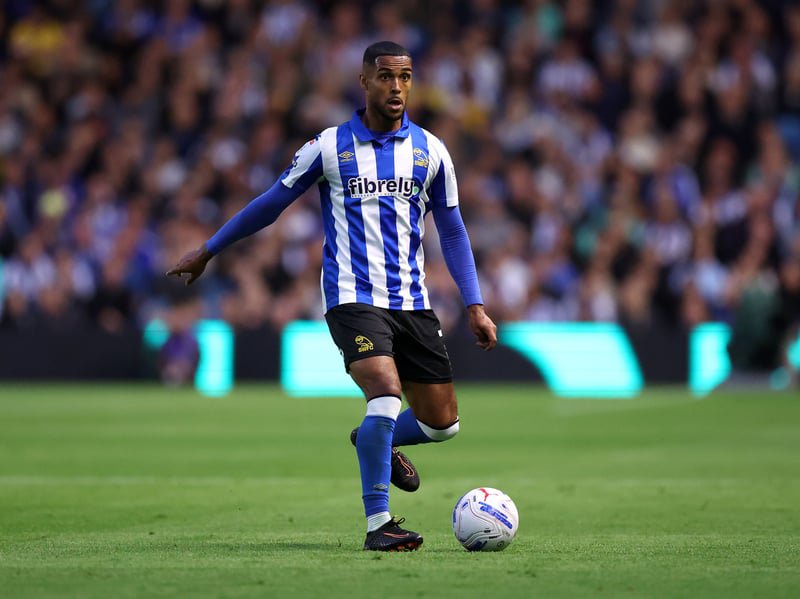 The 29-year-old will probably start at left-back or left-sided centre-half. If it is the latter, Reece James will keep his usual spot. 
