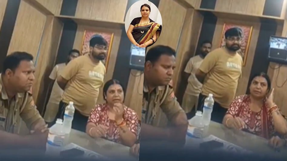 बीजेपी नेत्री पूजा कसौधन ने चौकी में युवक को थप्पड़ मारा (Photo- Screengrab)