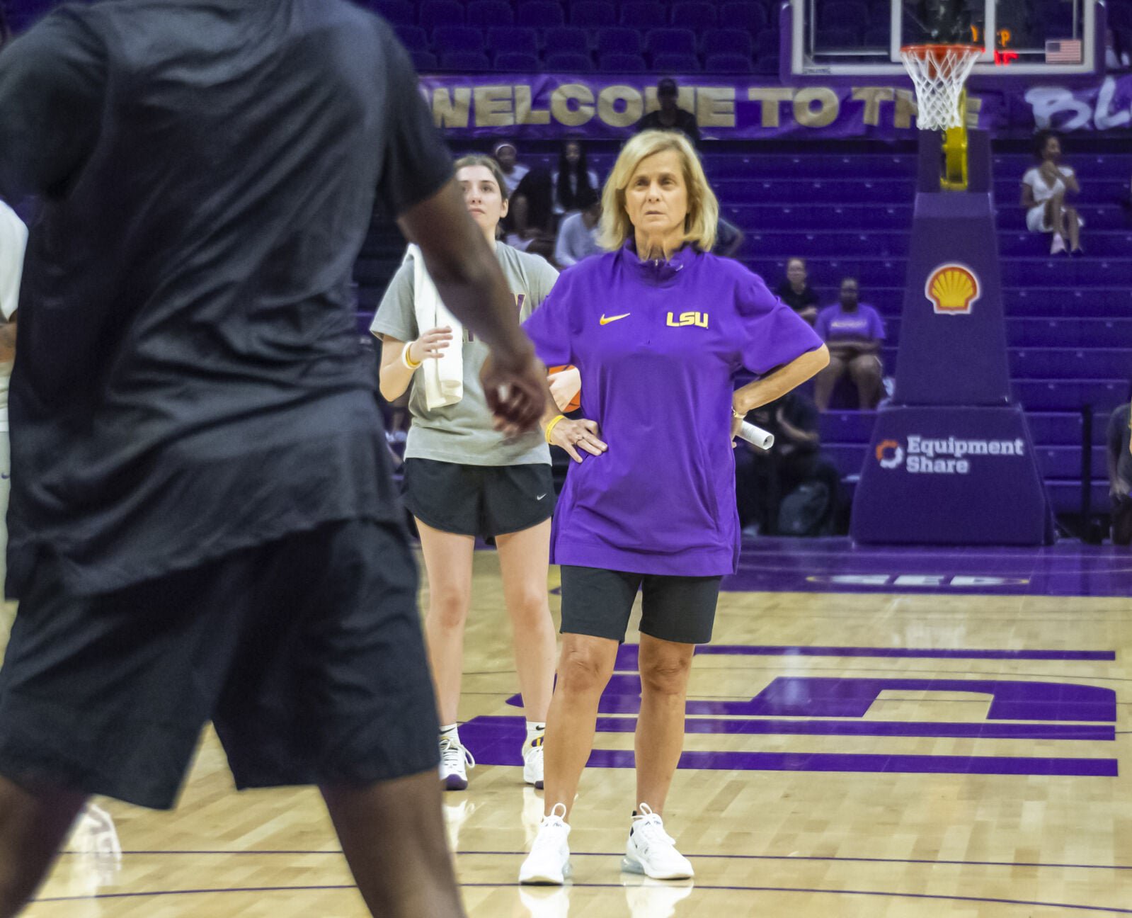 NO.lsuwbb.092226_3176 MJ.JPG