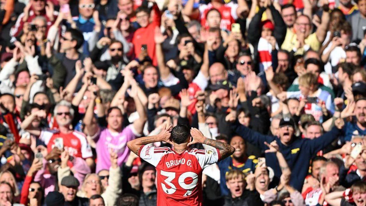 Bruno Guimaraes celebrates scoring