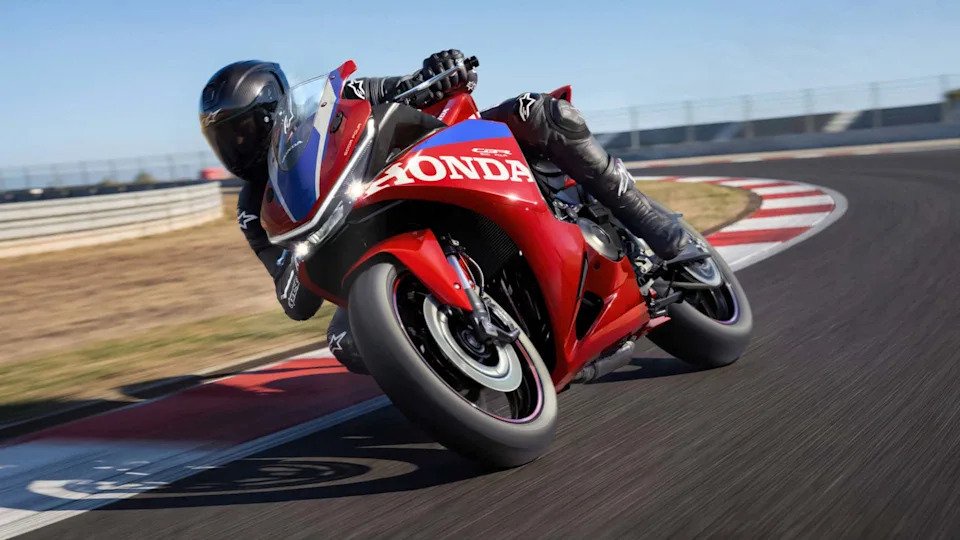 2027 Honda CBR500R Four (Europe)