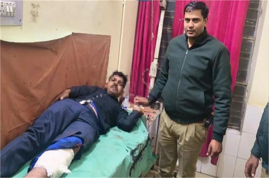 four policemen suspended