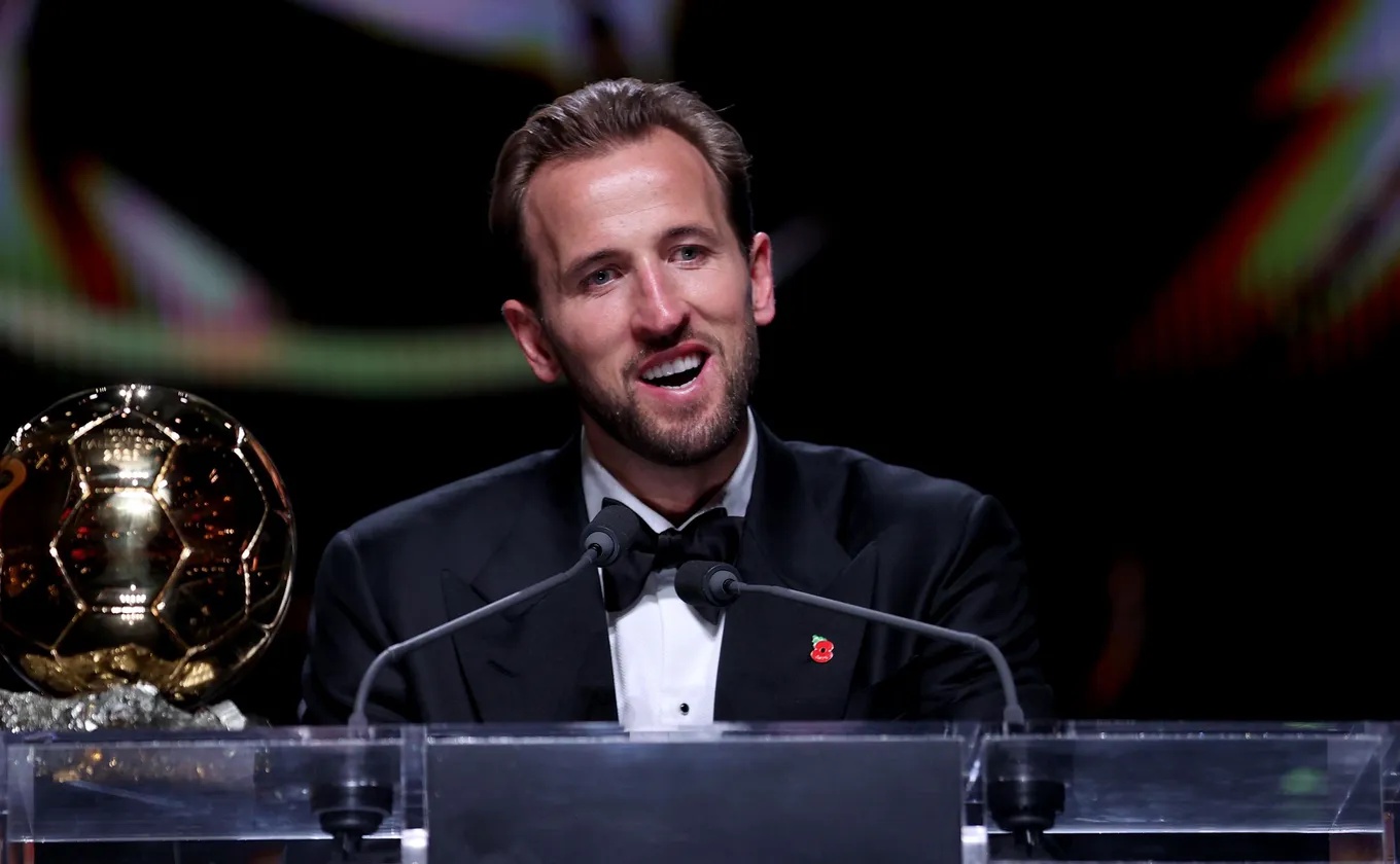 Harry Kane a remporté le Ballon d'or le 27 octobre 2026.