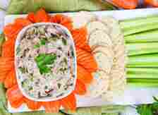 bowl of Greek yogurt tuna salad with veggies and crackers