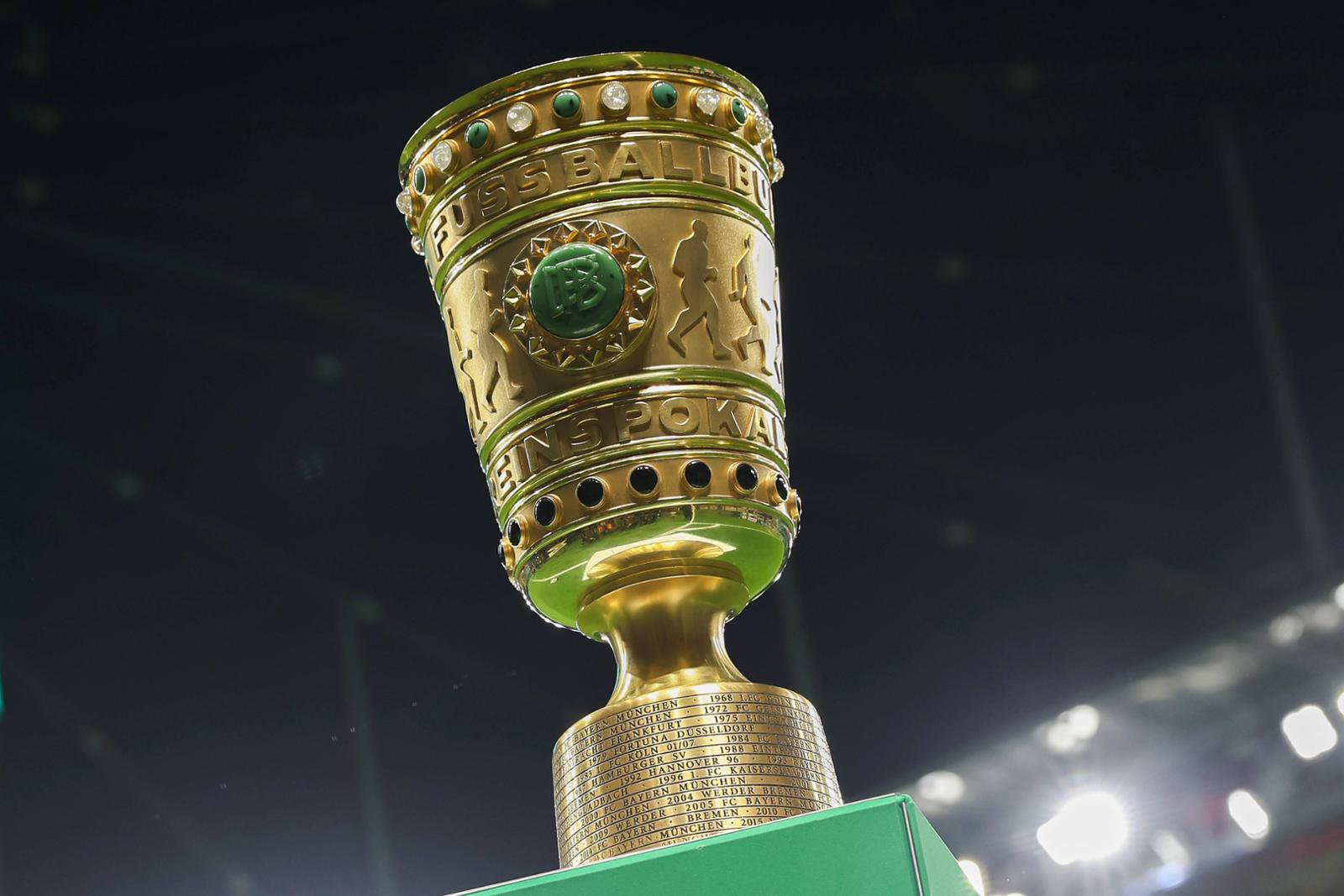 Dortmund trifft im DFB-Pokal auf Leverkusen.