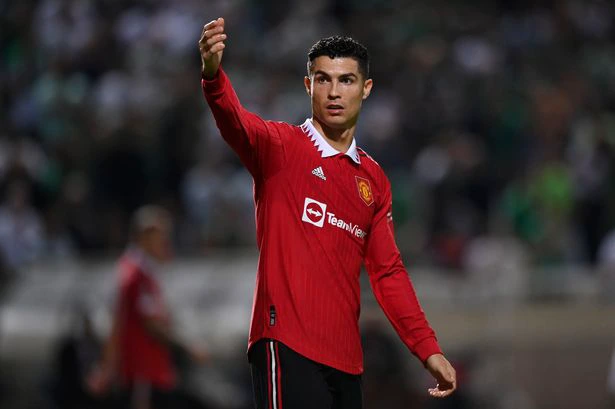 Cristiano Ronaldo 'offered escape route' and more Manchester United  transfer rumours - Manchester Evening News