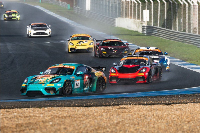 Die GT4-Winter-Series fährt unter offizieller SRO-Lizenz