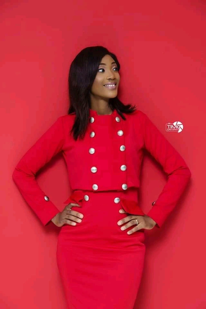 TV3's presenter Portia Gabor, is the most decent newscastter in Ghana