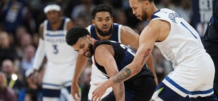 Jamal Murray fined $100,000 for tossing objects onto court during Nuggets’ loss to Timberwolves