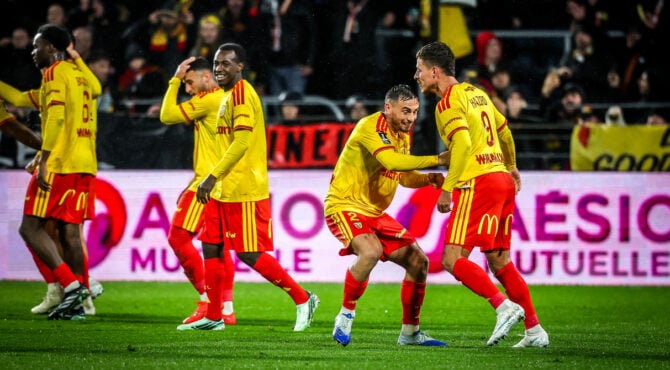 RC Lens : Hazard ouvre une concurrence inattendue au poste de numéro neuf
