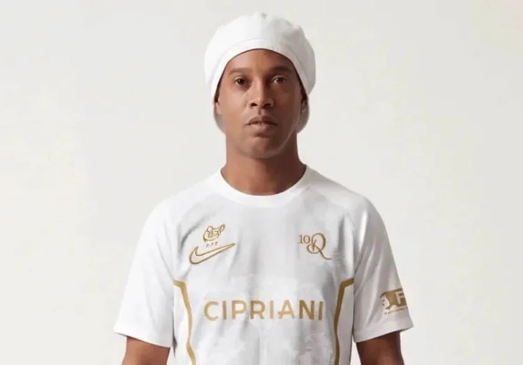 Ronaldinho Gaúcho voltará aos gramados defendendo clube italiano (Reprodução/site/ravennafc.it)