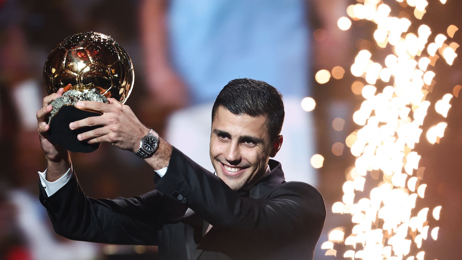 PSG and Barcelona meet with 17 Ballon d Or finalists