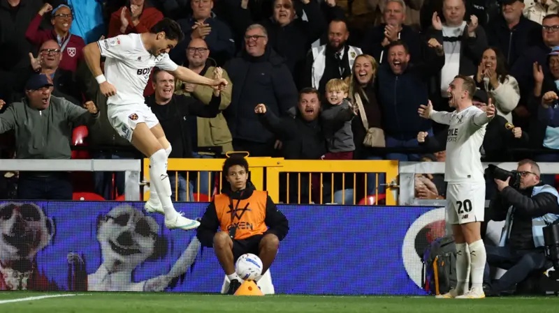 West Ham celebrate scoring