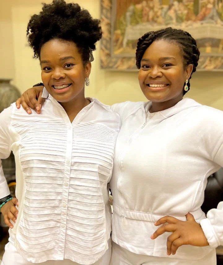 Actor Elvon Jarrett And Wife Celebrate Twin Daughters' 21st Birthday