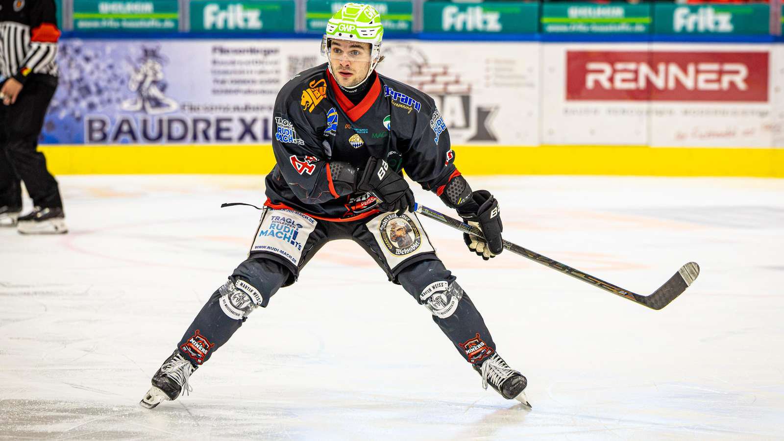 Eishockey; Saison 2026/27; Bayernliga; Ilya Zheltakov von den Peißenberg Miners im Heimspiel gegen die EA Schongau Mammuts am 16. Oktober 20266