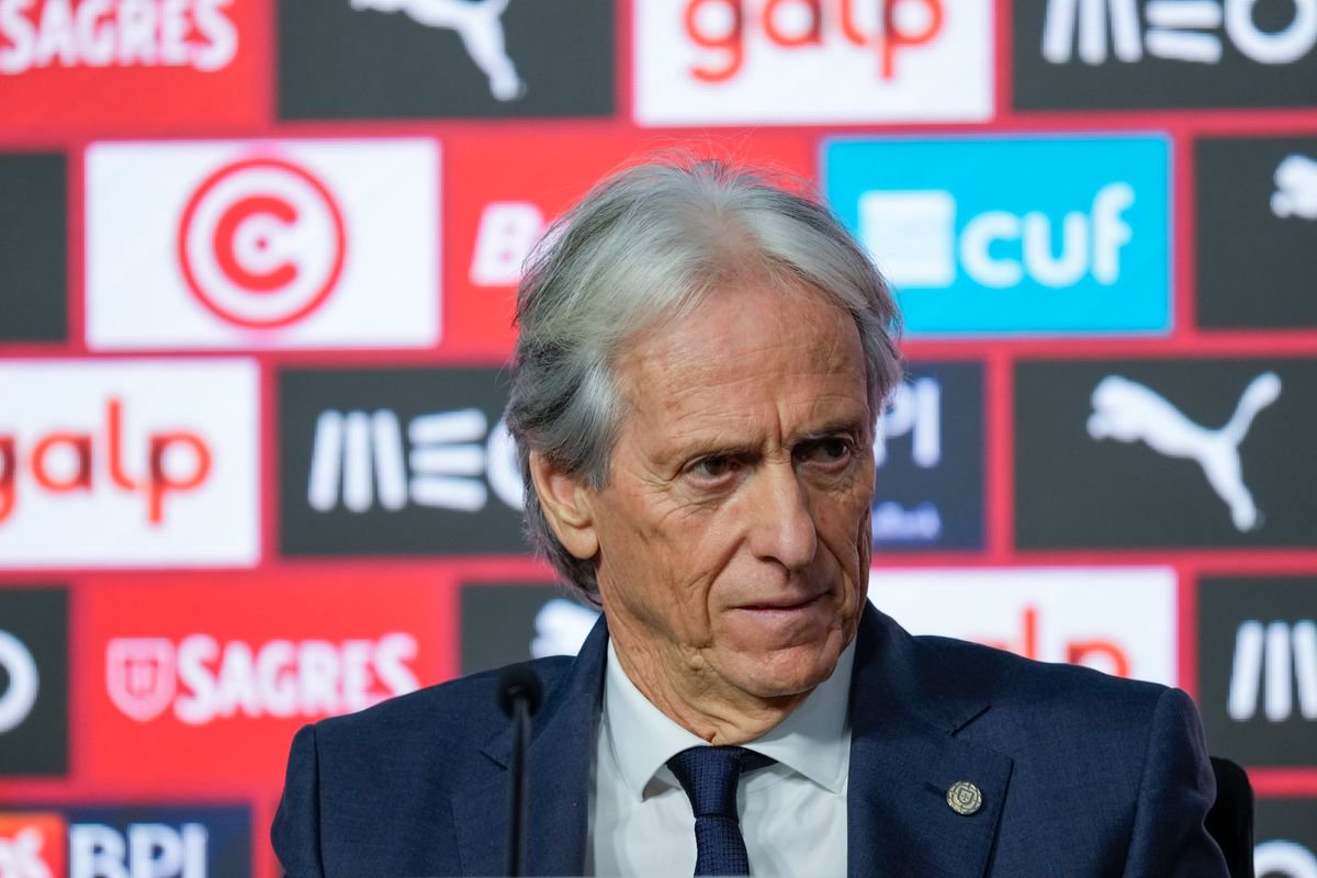 New Portugal boss Jorge Jesus' decision not to bring on Cristiano Ronaldo began the row