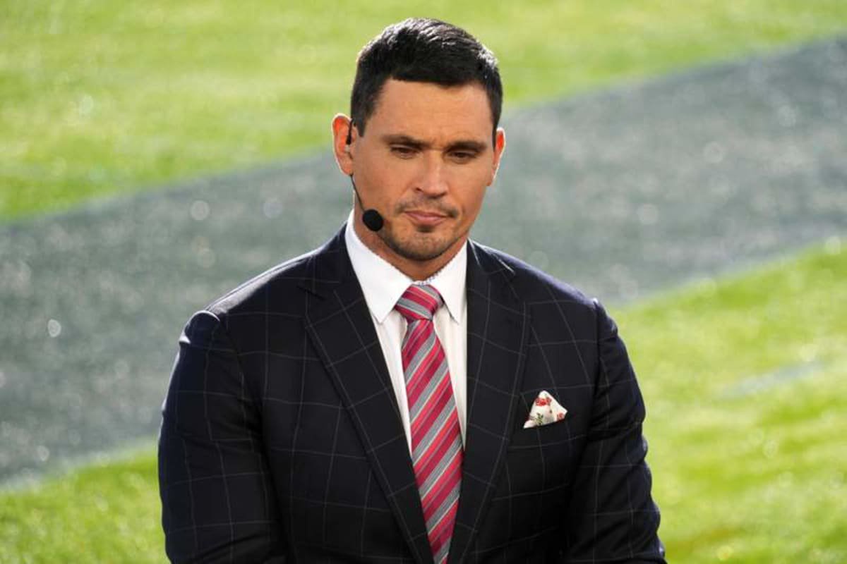 NCAA, College League, USA Football: Rose Bowl-Utah at Ohio State Jan 1, 2022 Pasadena, California, USA ESPN broadcaster David Pollack during the 2022 Rose Bowl at Rose Bowl. Pasadena Rose Bowl California United States, EDITORIAL USE ONLY PUBLICATIONxINxGERxSUIxAUTxONLY Copyright: xKirbyxLeex 17438797 ©IMAGO/USA TODAY Network