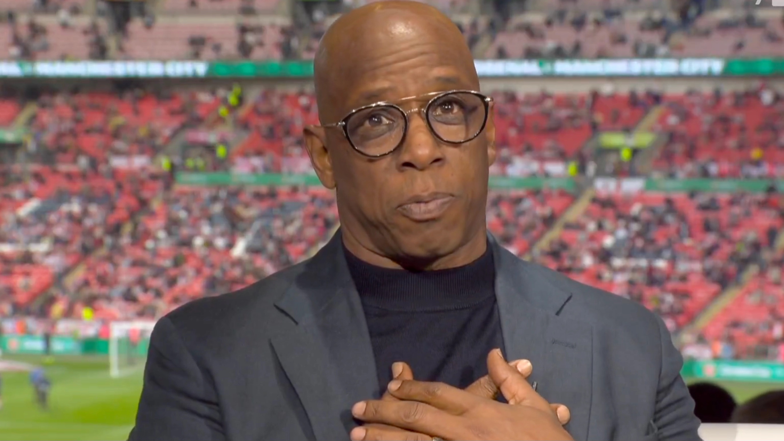 Ian Wright's insane shooting drill shows how good professional footballers really are