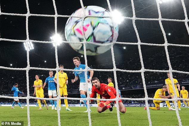 Napoli´s Scott McTominay, centre, scores his first goal against Bodo/Glimt (Alessandra Tarantino/AP)
