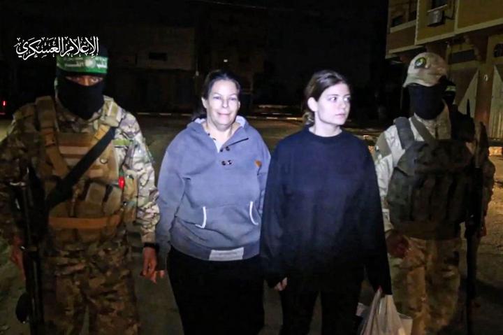 Noga (right) and her mother Shiri were released on Nov. 25.