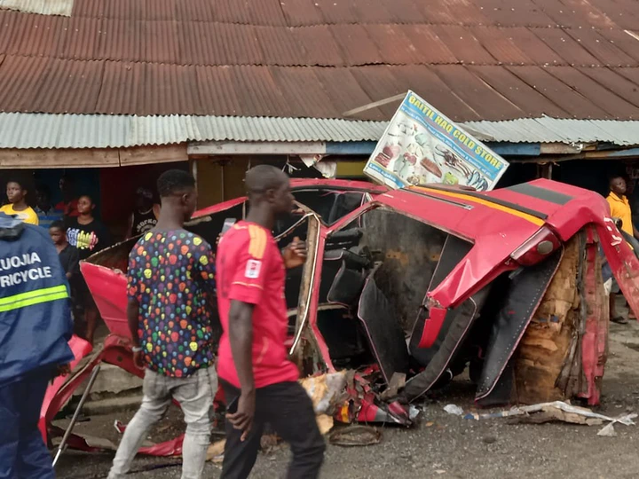 One dead, 19 others including a pregnant woman injured in car crash at Adeiso