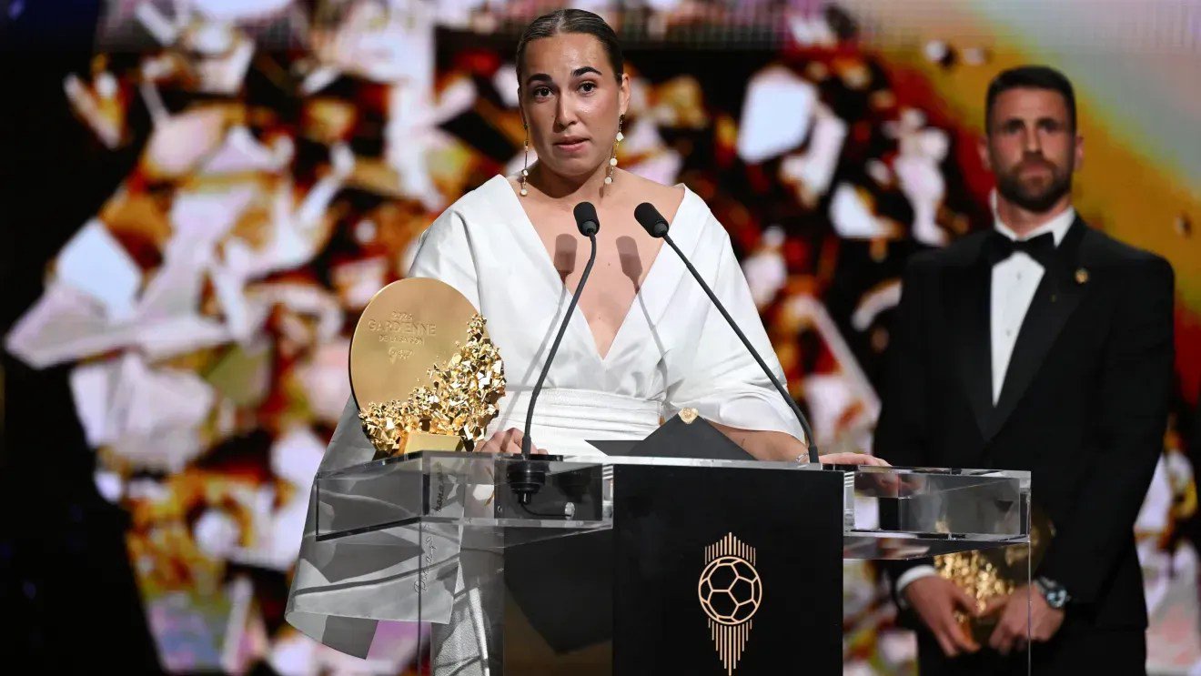 bola-de-ouro-cata-coll