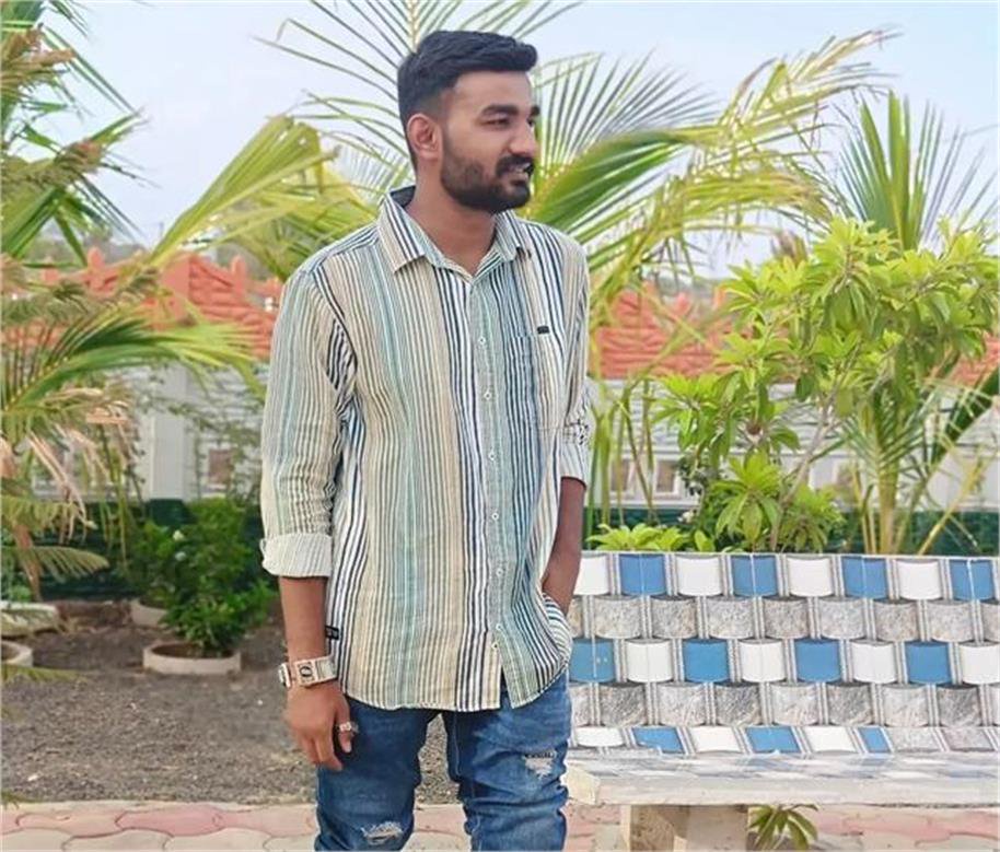 parents killed son rajkot gujrat gundala village consuming acid atul bambhava