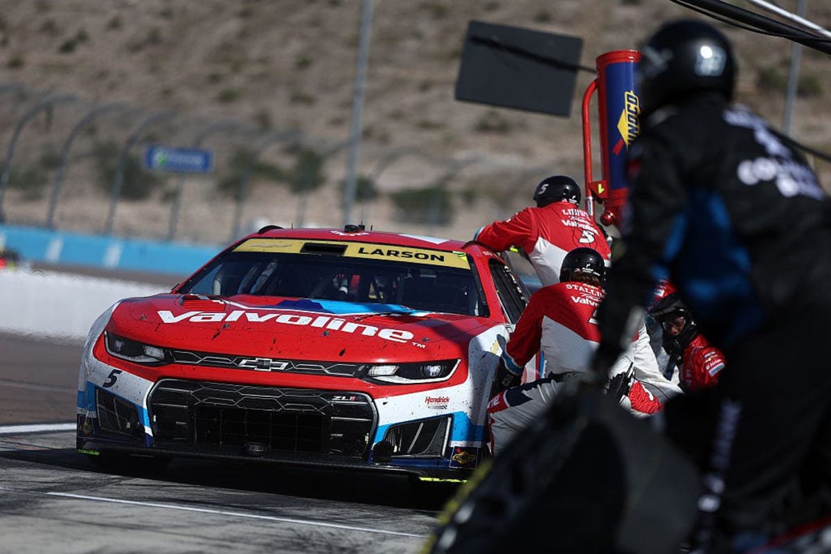 AVONDALE, ARIZONA - OCTOBER 18: Kyle Larson, driver of the #5 Valvoline Chevrolet, pits during the NASCAR Cup Series Freeway Insurance 500 at Phoenix Raceway on October 18, 2026 in Avondale, Arizona. (Photo by Meg Oliphant/Getty Images)