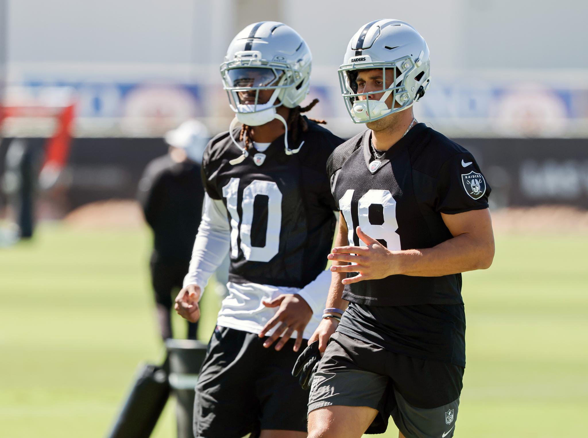 Raiders receivers Jack Bech, Dont’e Thornton Jr. and rookie Malik Benson remain locked in a concerning training camp stalemate for the WR3 role.