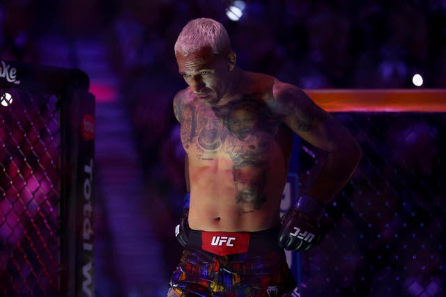 Charles Oliveira will defend his ‘BMF’ title in December