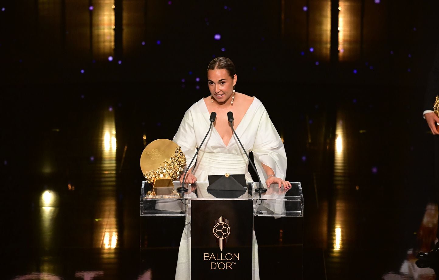 Encore un trophée pour le Barça, et cette fois Cata Coll, la gardienne du club catalan, qui a remporté le trophée Yachine.