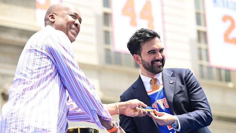 Mayor Zohran Mamdani presented Jordan Clarkson, among others, with the keys to the city. MEGA