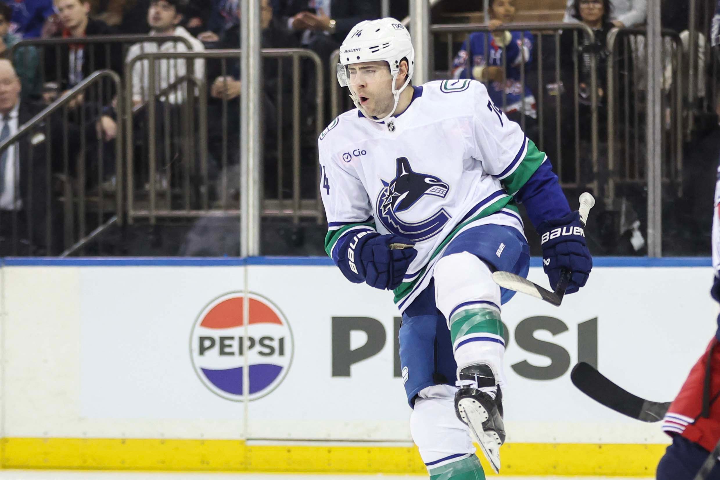 Canucks Trade Talk: 4 Veterans on the Block | Report