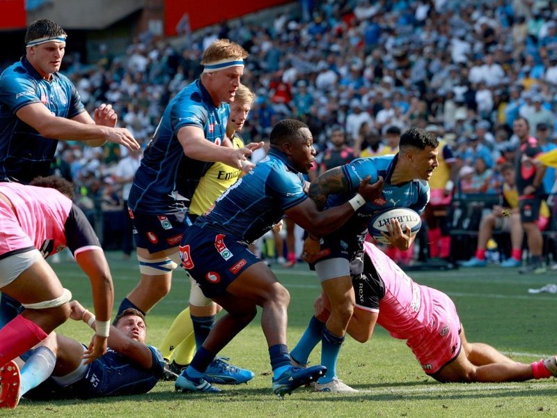 Bulls scrumhalf Embrose Papier during the 2026 Champions Cup