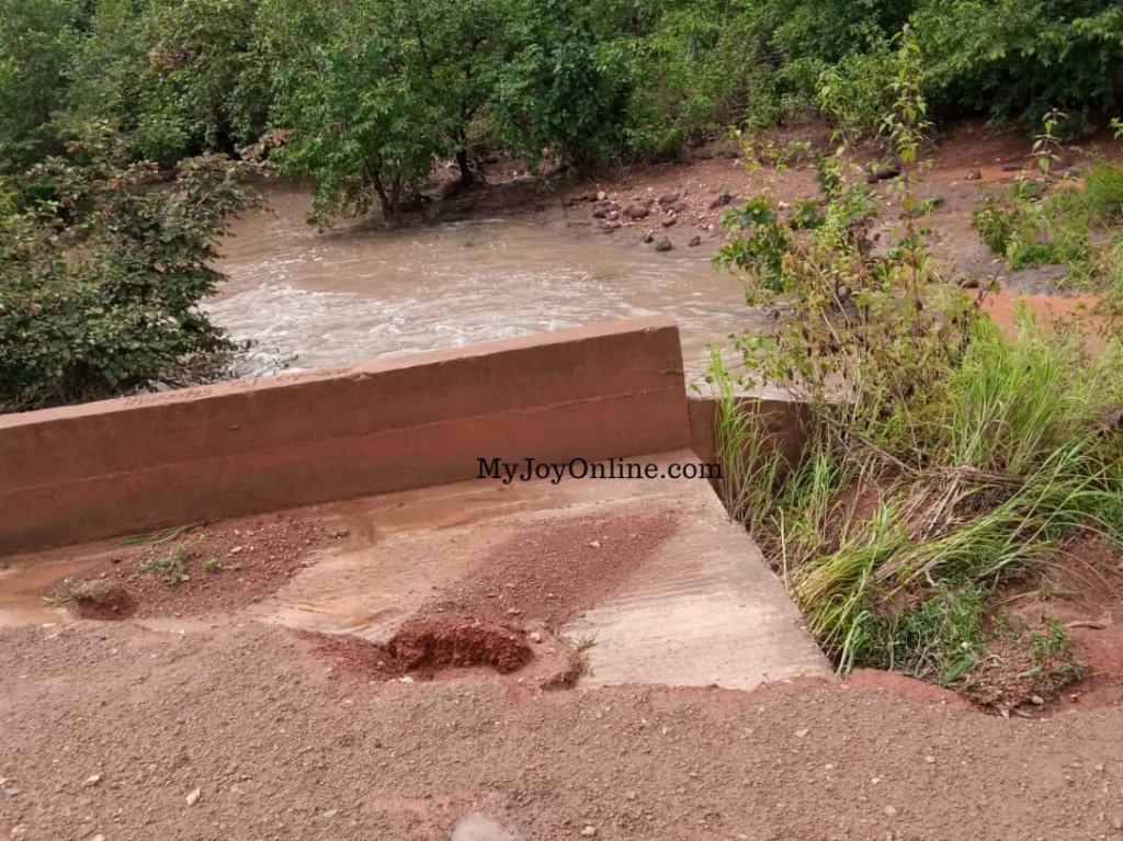 Over 3,000 peasant farmers express fear of losing farm products due to bad roads