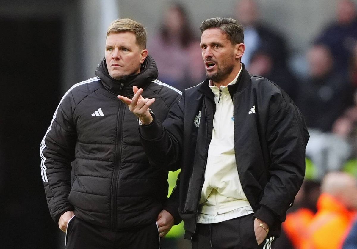 Newcastle United manager Eddie Howe with assistant Jason Tindall 