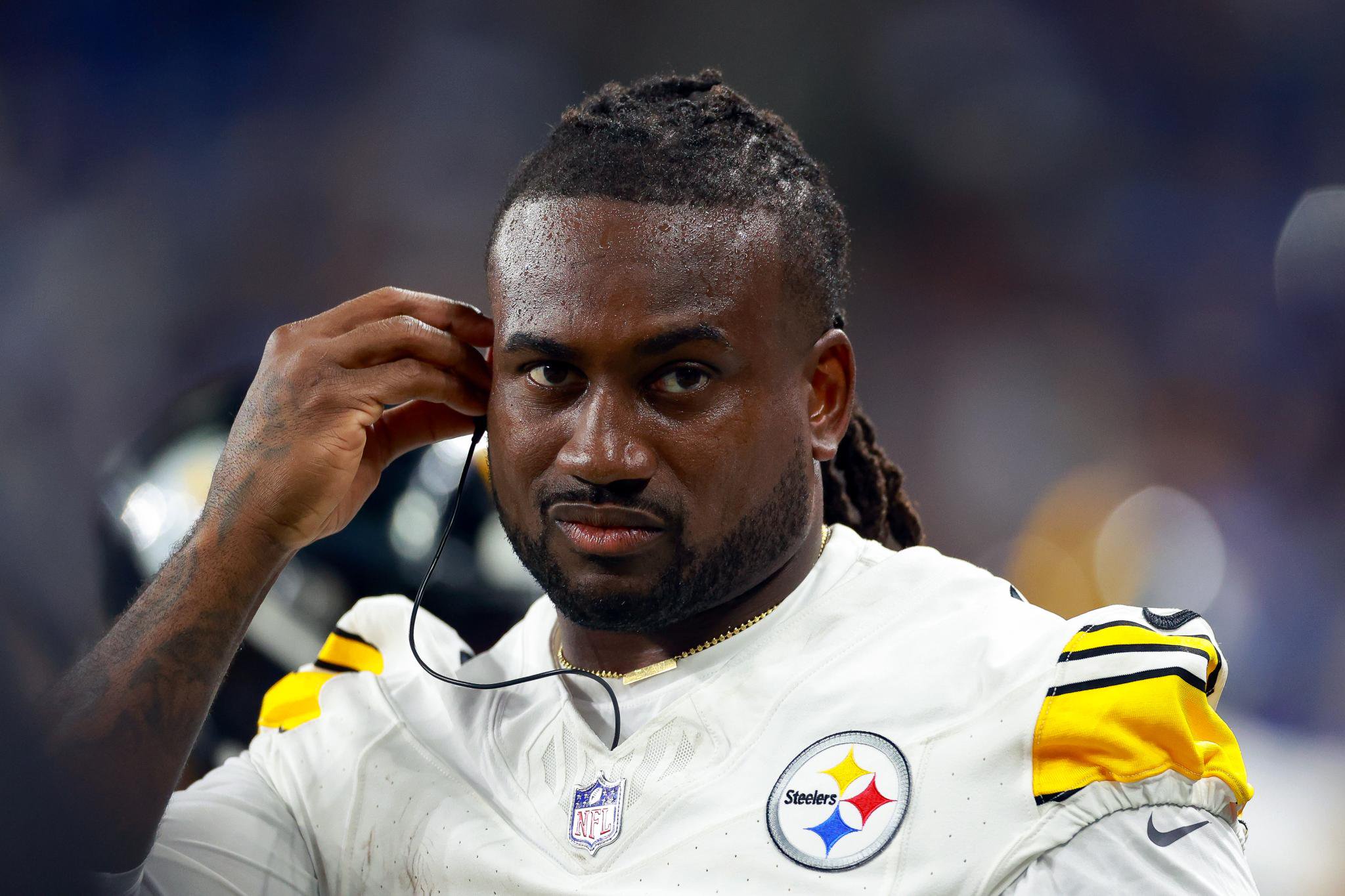 Pittsburgh Steelers RB/KR Cordarrelle Patterson (84) stands on the sidelines during a preseason game between the Detroit Lions and the Pittsburgh Steelers in Detroit, Michigan USA, on Saturday, August 24, 2024. 