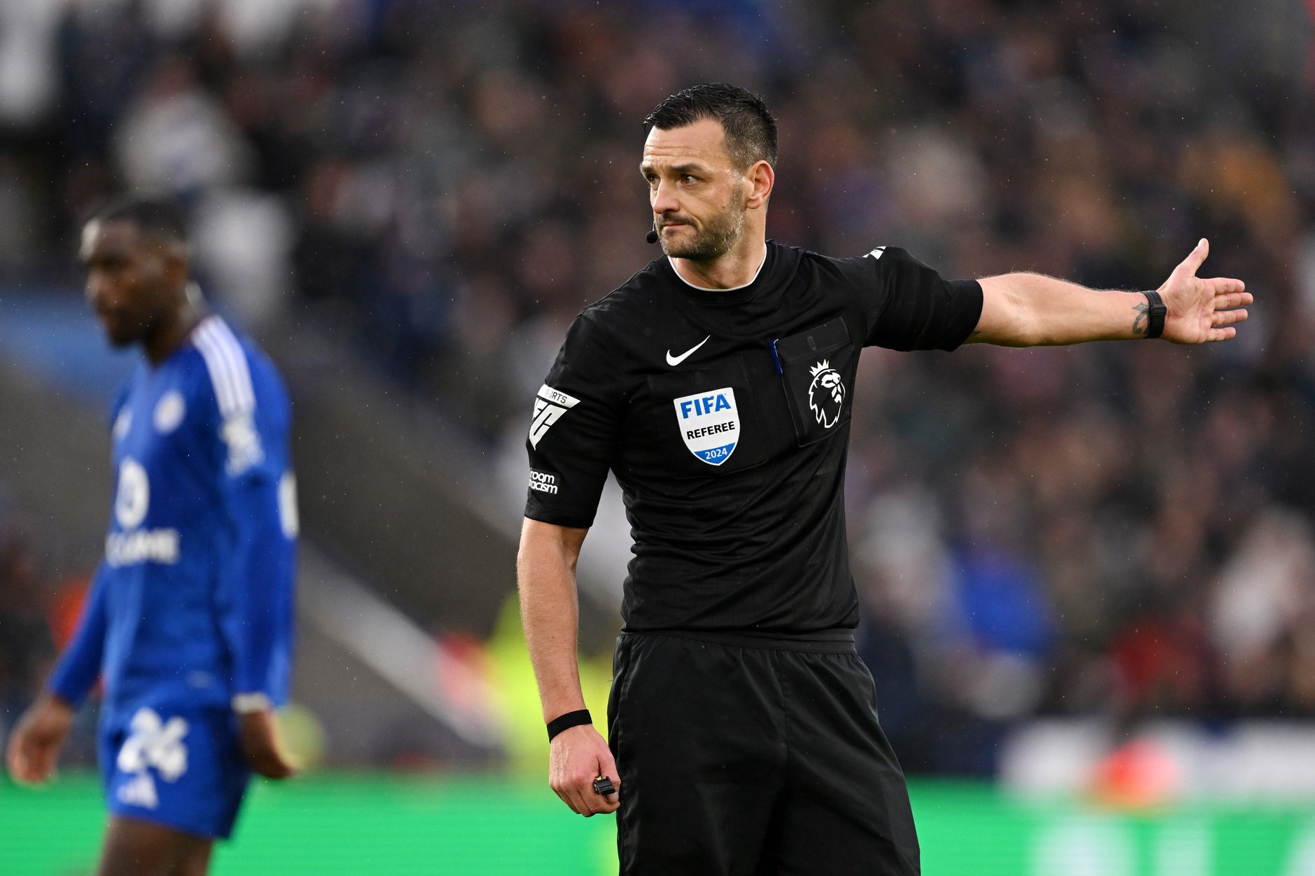LEICESTER, ENGLAND - NOVEMBER 23: Match Referee Andy Madley reacts during the Premier League match between Leicester City FC and Chelsea FC at The King Power Stadium on November 23, 2024 in Leicester, England. (Photo by Michael Regan/Getty Images)